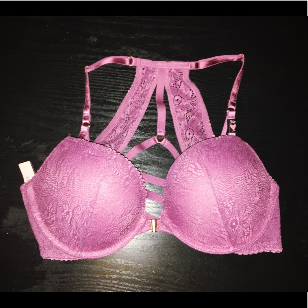 NWT‼️‼️Victoria’s Secret Front close Push-up Bra😍